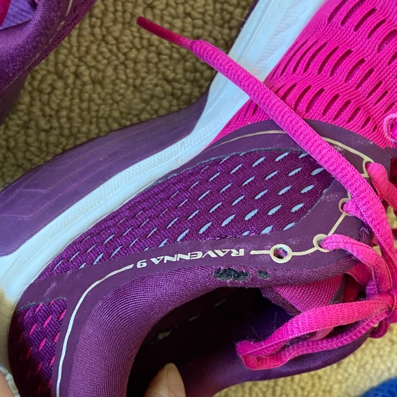 Brooks Women's Fuchsia and Purple Athletic Shoes - Picture 6 of 7